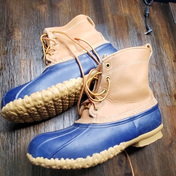 Women's Bean Boots by L.L.Bean 8" - Picture 2 of 8